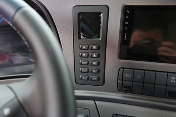 ���� ŷ��EST ��Խ�� 580���� 6X4 AMT�Զ���ǣ����(����)ͼƬ