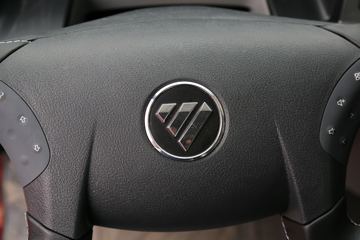 ���� ŷ��EST ��Խ�� 580���� 6X4 AMT�Զ���ǣ����(����)ͼƬ