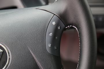 ���� ŷ��EST ��Խ�� 580���� 6X4 AMT�Զ���ǣ����(����)ͼƬ