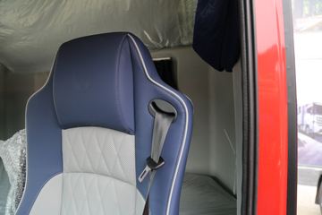 ���� ŷ��EST ��Խ�� 580���� 6X4 AMT�Զ���ǣ����(����)ͼƬ