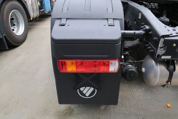  ŷEST Խ 580 6X4 AMTԶǣ()(BJ4259Y6DHL-12)ͼƬ