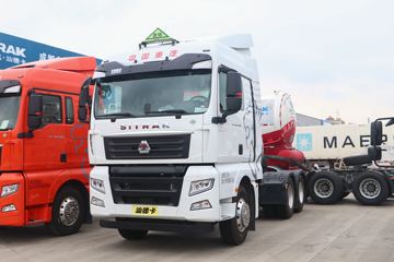 中国重汽 汕德卡SITRAK G7重卡 460马力 6X4 LNG危险品牵引车(国六)(ZZ4256V384HF1LW)