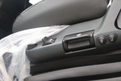 中国重汽 汕德卡SITRAK G7重卡 460马力 6X4 LNG危险品牵引车(国六)(ZZ4256V384HF1LW)