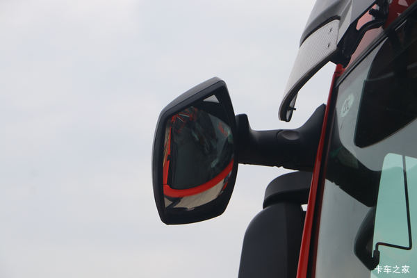 SITRAK C7H ǣϲлȴ ߴ3