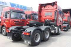青岛解放 JH6重卡 卓越版2.0 460马力 6X4牵引车(后桥435升级冲焊桥)(CA4250P26K2T1E6A80)