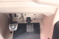 青岛解放 JH6重卡 卓越版2.0 460马力 6X4牵引车(后桥435升级冲焊桥)(CA4250P26K2T1E6A80)