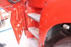 青岛解放 JH6重卡 卓越版2.0 460马力 6X4牵引车(后桥435升级冲焊桥)(CA4250P26K2T1E6A80)