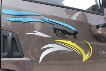 �ൺ��� ��VH 2.0�� 250���� 4X2 6.75�ײ�դʽ�ػ���(����)(�ٱ�4.111)(CA5180CCYPK2L2E6A80)ͼƬ