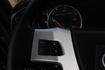 �ൺ��� ��VH 2.0�� 250���� 4X2 6.75�ײ�դʽ�ػ���(����)(�ٱ�4.111)(CA5180CCYPK2L2E6A80)ͼƬ