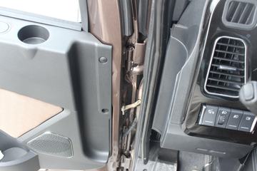 �ൺ��� ��VH 2.0�� 250���� 4X2 6.75�ײ�դʽ�ػ���(����)(�ٱ�4.111)(CA5180CCYPK2L2E6A80)ͼƬ