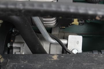 �ൺ��� ��VH 2.0�� 250���� 4X2 6.75�ײ�դʽ�ػ���(����)(�ٱ�4.111)(CA5180CCYPK2L2E6A80)ͼƬ