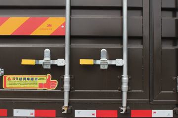 �ൺ��� ��VH 2.0�� 250���� 4X2 6.75�ײ�դʽ�ػ���(����)(�ٱ�4.111)(CA5180CCYPK2L2E6A80)ͼƬ