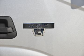 ���� �������� 131���� 4X2 4.085����س�(����)ͼƬ