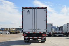 福田 奥铃速运 131马力 4X2 4.085米冷藏车(国六)(BJ5048XLC8JEA-AB2)
