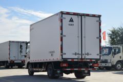 福田 奥铃速运 131马力 4X2 4.085米冷藏车(国六)(BJ5048XLC8JEA-AB2)