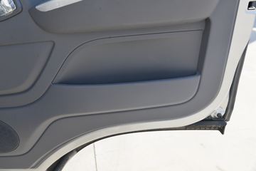 ���� �������� 131���� 4X2 4.085����س�(����)ͼƬ
