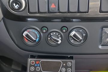 ���� �������� 131���� 4X2 4.085����س�(����)ͼƬ