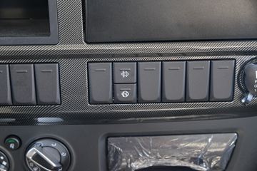 ���� �������� 131���� 4X2 4.085����س�(����)ͼƬ