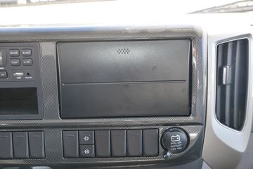 ���� �������� 131���� 4X2 4.085����س�(����)ͼƬ