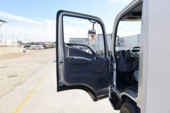 福田 奥铃速运 131马力 4X2 4.085米冷藏车(国六)(BJ5048XLC8JEA-AB2)