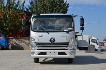 陕汽轻卡 德龙K3000 160马力 5.25米排半栏板载货车(国六)(YTQ1141LL40A0)