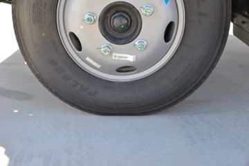 ���� �����½��� �ഺ�� 132���� 4.17�׵��������Ῠ(����)(BJ1045V9JDA-AB1)ͼƬ