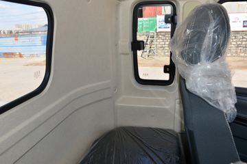 �����Ῠ ����K3000 130���� 3.85���Ű������Ῠ(����)(6��)(YTQ1041KH331)ͼƬ