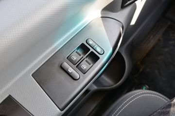 �����Ῠ ����K3000 130���� 3.85���Ű������Ῠ(����)(6��)(YTQ1041KH331)ͼƬ