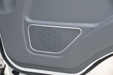 Ծ�� ����T100 122���� 4X2 3.6����ж��ͼƬ