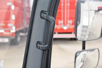 Ծ�� ����T100 122���� 4X2 3.6����ж��ͼƬ