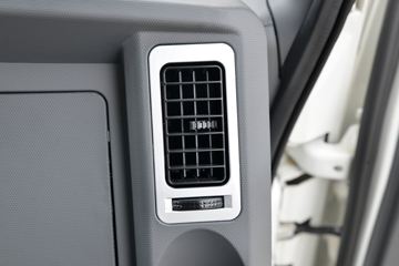 Ծ�� ����T100 122���� 4X2 3.6����ж��ͼƬ