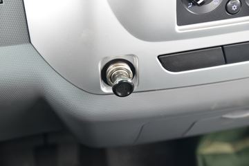 Ծ�� ����T100 122���� 4X2 3.6����ж��ͼƬ