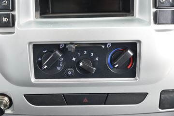 Ծ�� ����T100 122���� 4X2 3.6����ж��ͼƬ