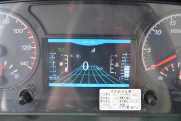 Ծ�� ����T100 122���� 4X2 3.6����ж��ͼƬ