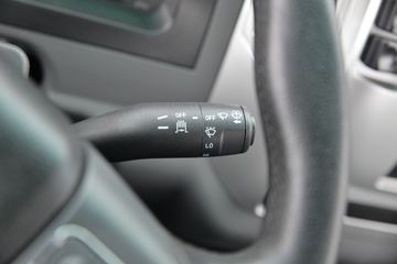 Ծ�� ����T100 122���� 4X2 3.6����ж��ͼƬ