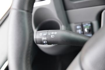 Ծ�� ����T100 122���� 4X2 3.6����ж��ͼƬ