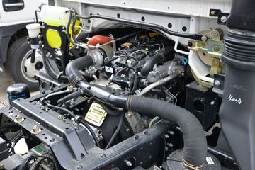 Ծ�� ����T100 122���� 4X2 3.6����ж��ͼƬ