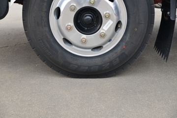 Ծ�� ����T100 122���� 4X2 3.6����ж��ͼƬ