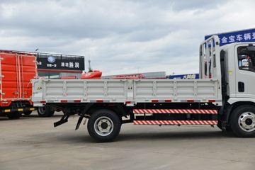 Ծ�� ����T100 122���� 4X2 3.6����ж��ͼƬ