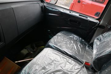 ���� ������D9 180���� 4X2 6.8�������ػ���ͼƬ