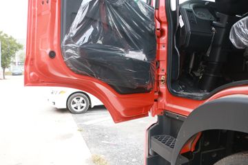 ���� ������D9 180���� 4X2 6.8�������ػ���ͼƬ