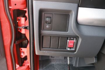 ���� ������D8 ���ܰ� 190���� 4X2 6.2���Ű������ػ���(����)(EQ1141L8CDG)ͼƬ