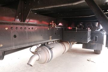 ���� ������D8 ���ܰ� 190���� 4X2 6.2���Ű������ػ���(����)(EQ1141L8CDG)ͼƬ