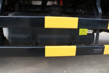 ���� ������D8 ���ܰ� 190���� 4X2 6.2���Ű������ػ���(����)(EQ1141L8CDG)ͼƬ