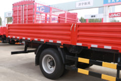 东风 多利卡D8 锐能版 190马力 4X2 6.2米排半栏板载货车(国六)(EQ1141L8CDG)