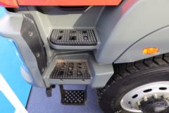 上汽红岩 杰虎H6e 360马力 4X4 消防车底盘(国六)(CQ5227TXFEL2)