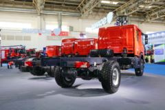 斯堪尼亚 P系列 XT 450马力 4X4 机场快速调运车底盘(国六)