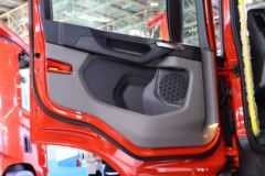 斯堪尼亚 P系列 XT 450马力 4X4 机场快速调运车底盘(国六)