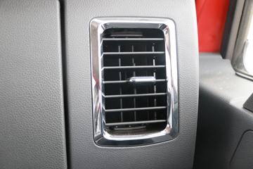 ���� ������D8 ���ܰ� 165���� 4X2 5.8���Ű������ػ���(����)(EQ1120S8CDE)ͼƬ