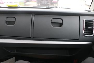 ���� ������D8 ���ܰ� 165���� 4X2 5.8���Ű������ػ���(����)(EQ1120S8CDE)ͼƬ